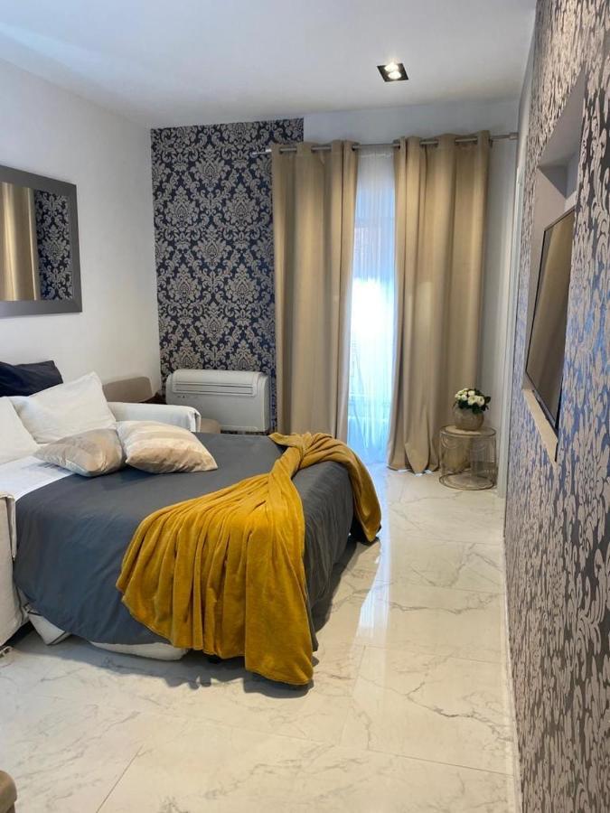 Apartment Via Del Corso Rome